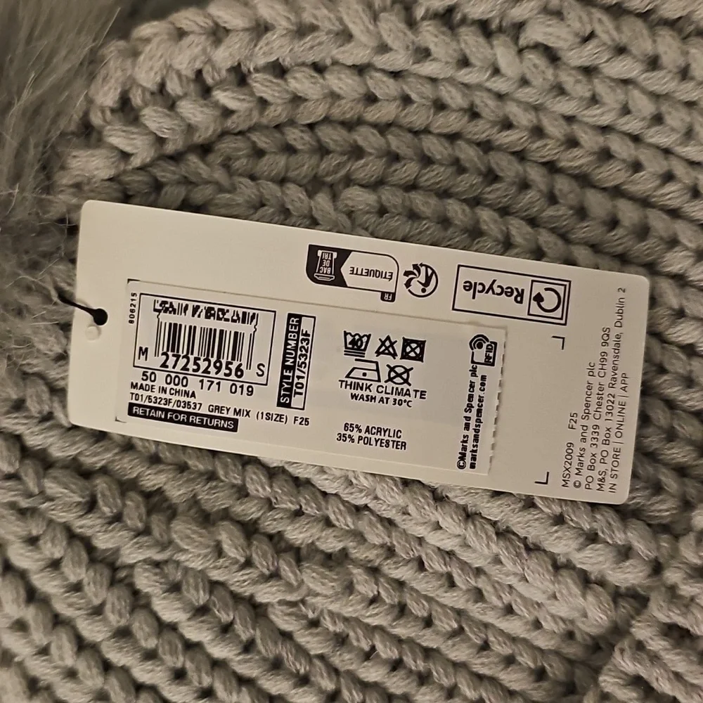 M&S Gray Knit Pom-Pom Beanie